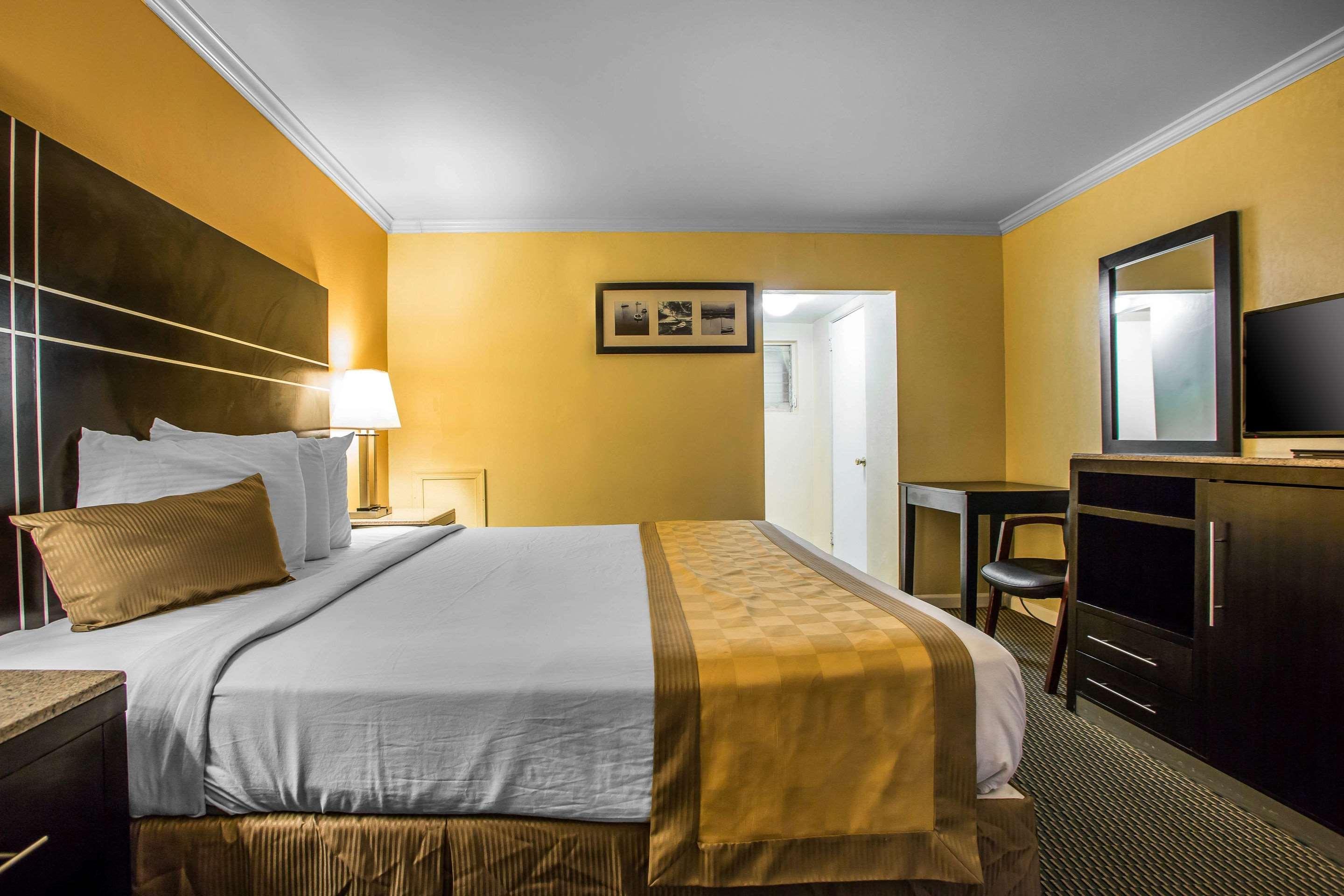 Hotel The Boards Ac 2*